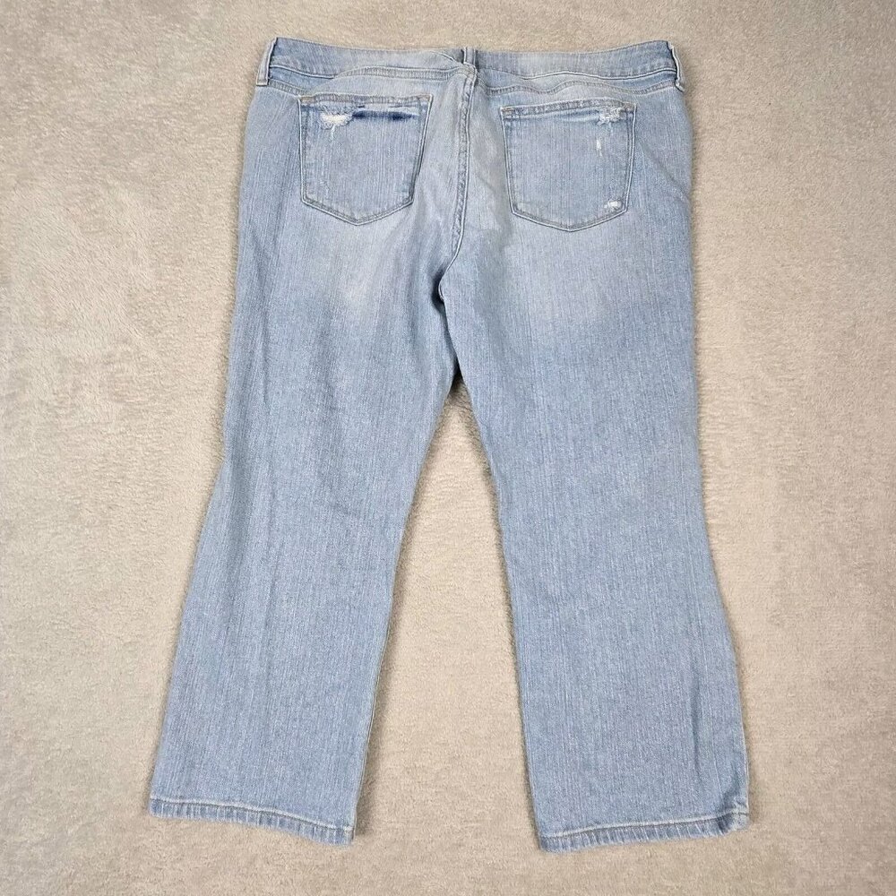 A New Approach Jeans Womens Size 16 Cropped Capri Light Wash Distressed Casual - Picture 12 of 13